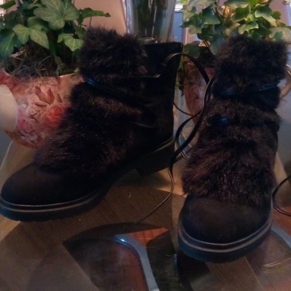 Forever 21 - Picture 2 of 4